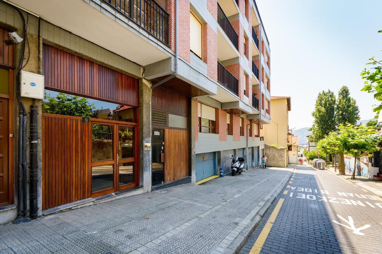 Confortable Piso En El Puerto Viejo De Algorta, A 7 Min De La Playa Getxo Exterior photo